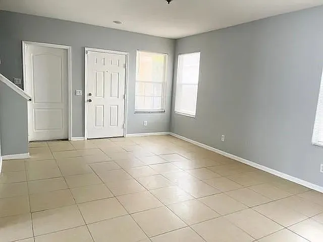 10477 Blackmore Dr — Photo 13
