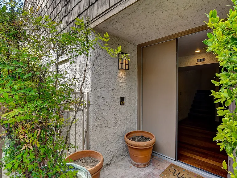 3223 Pinehurst Dr — Photo 22