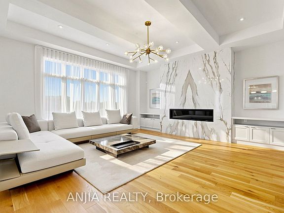 3rd image of 67 Keatley Dr