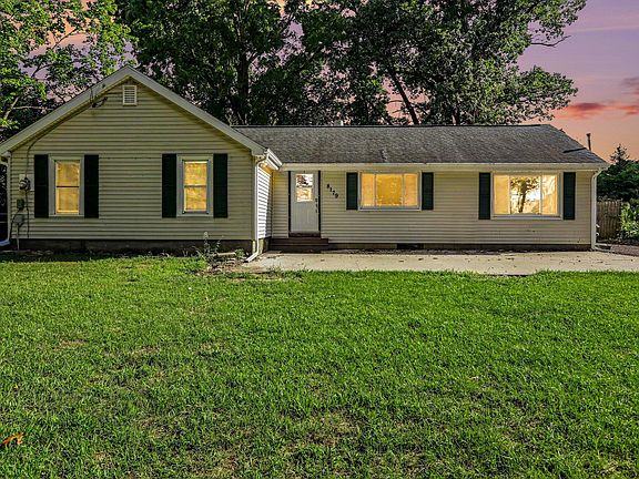 4th image of 8179 W Q Ave