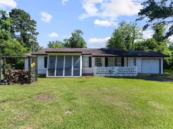 9819 Us Highway 84 E, Joaquin, TX 75954