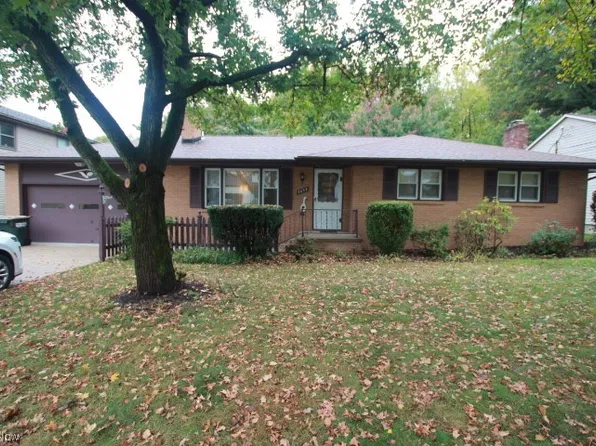 6658 Applewood Blvd, Youngstown, OH 44512