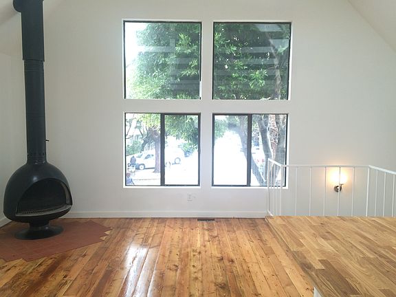 5th image of 496 Duboce Ave