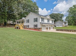 602 Beverly Way, Woodstock, GA 30188
