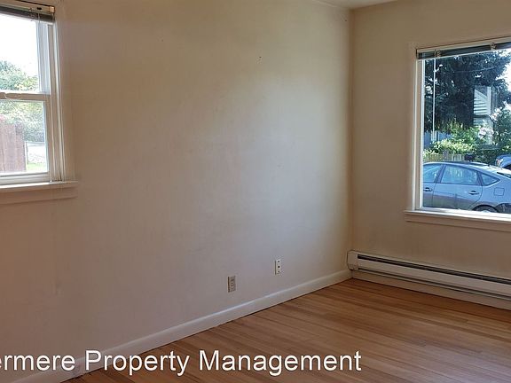 5th image of 3704 W East St
