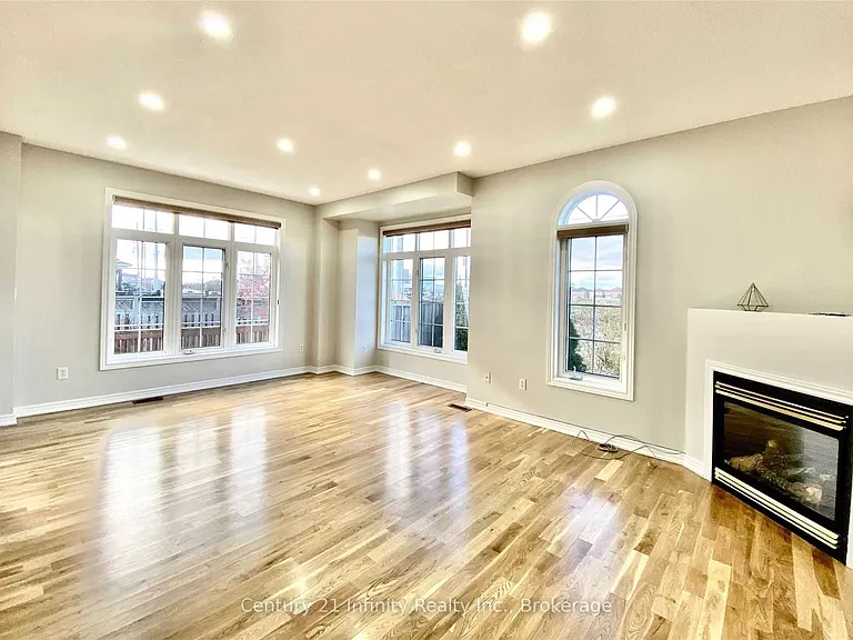 5688 Pegasus St — Photo 6