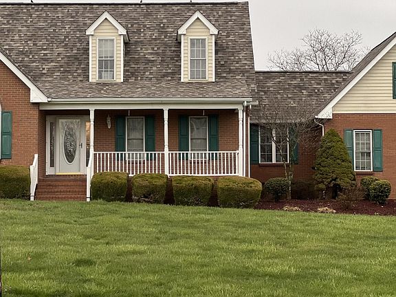 2nd image of 308 Saint Andrews Ct