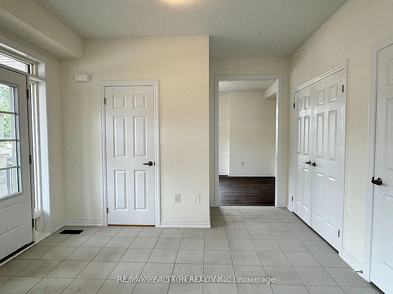 2 Ed Ewert Ave — Photo 3