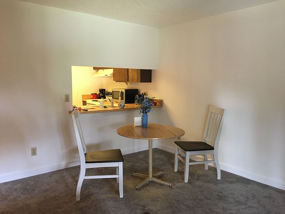 1st image of 3805 N Oak Dr Unit C12
