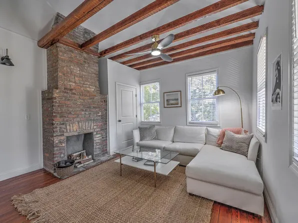 (undisclosed Address), Charleston, SC 29403