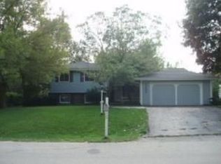5003 Campfire Ln, Racine, WI 53406