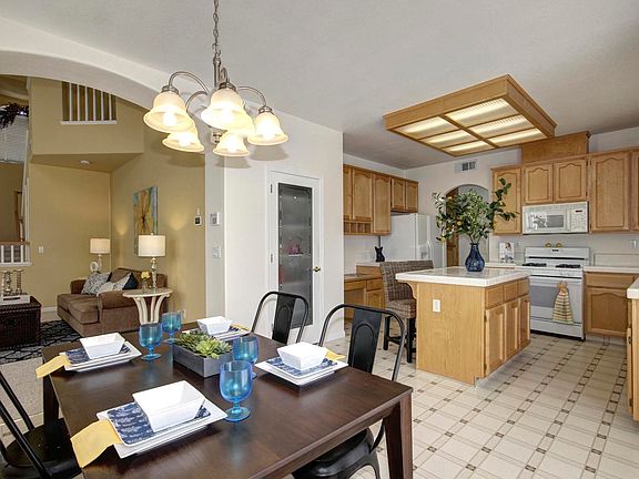 3rd image of 8831 Ocean Breeze Ct