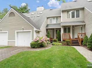 16 Sutton Way #316B, Washington Township, NJ 07676