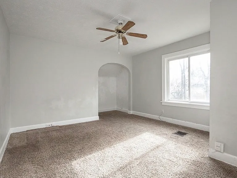 1738 E 296th St #2 — Photo 6