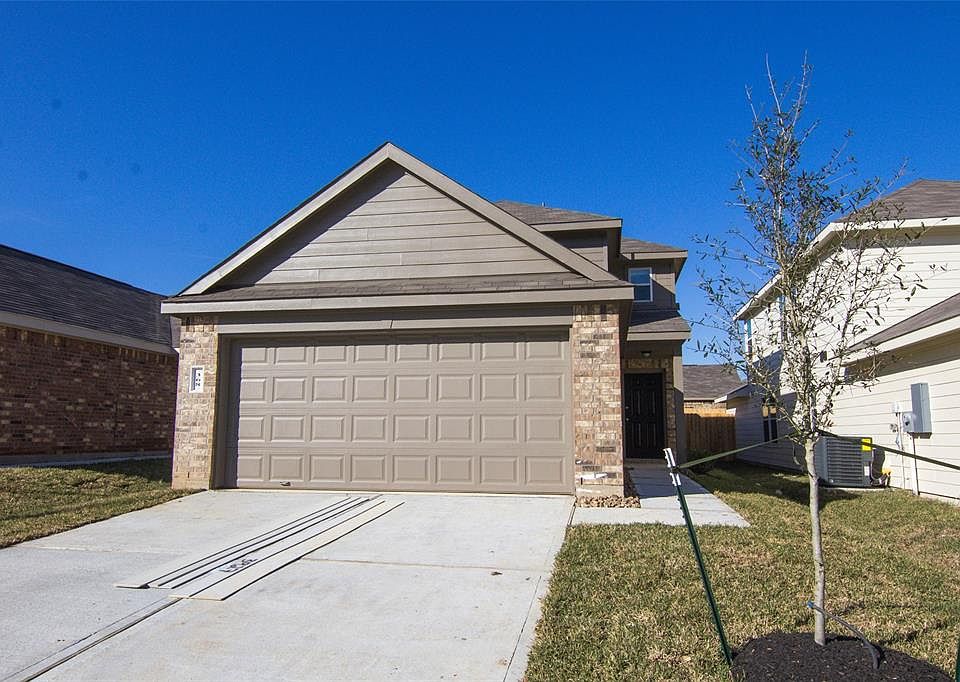 1st image of 368 N Meadows Dr