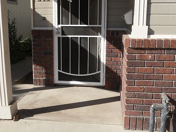 2nd image of 252 N 1st Ave