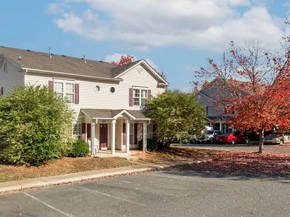9619 Littleleaf Dr, Charlotte, NC 28215