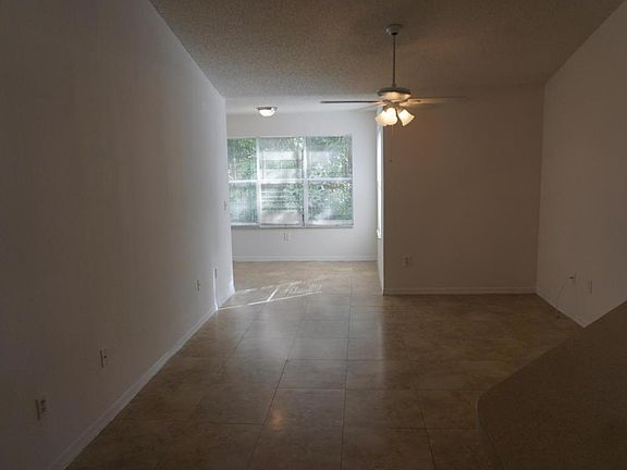 3rd image of 1401 Village Blvd APT 1428
