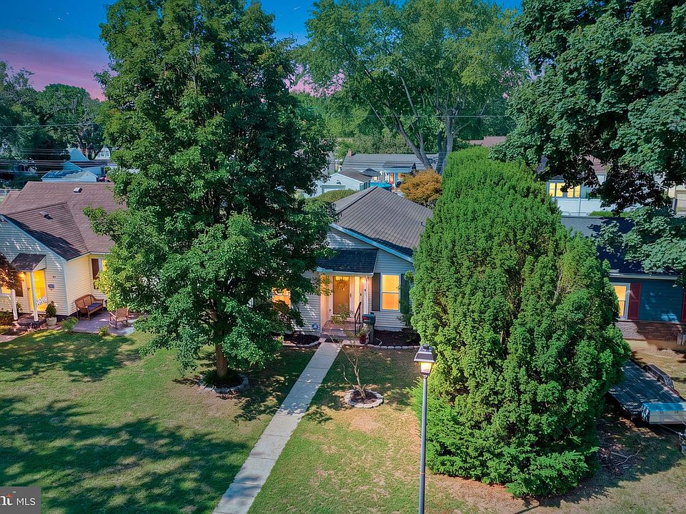 1st image of 50 N Halsey Rd
