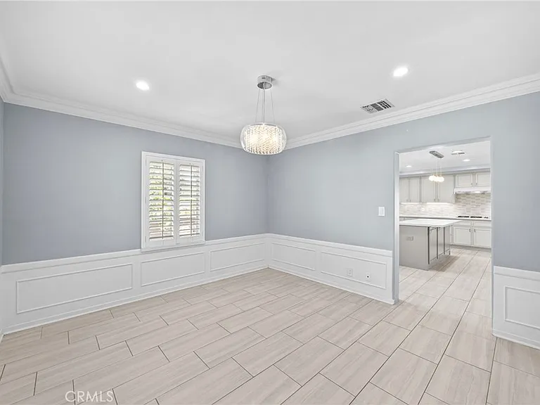 2465 Sherwood Rd — Photo 5