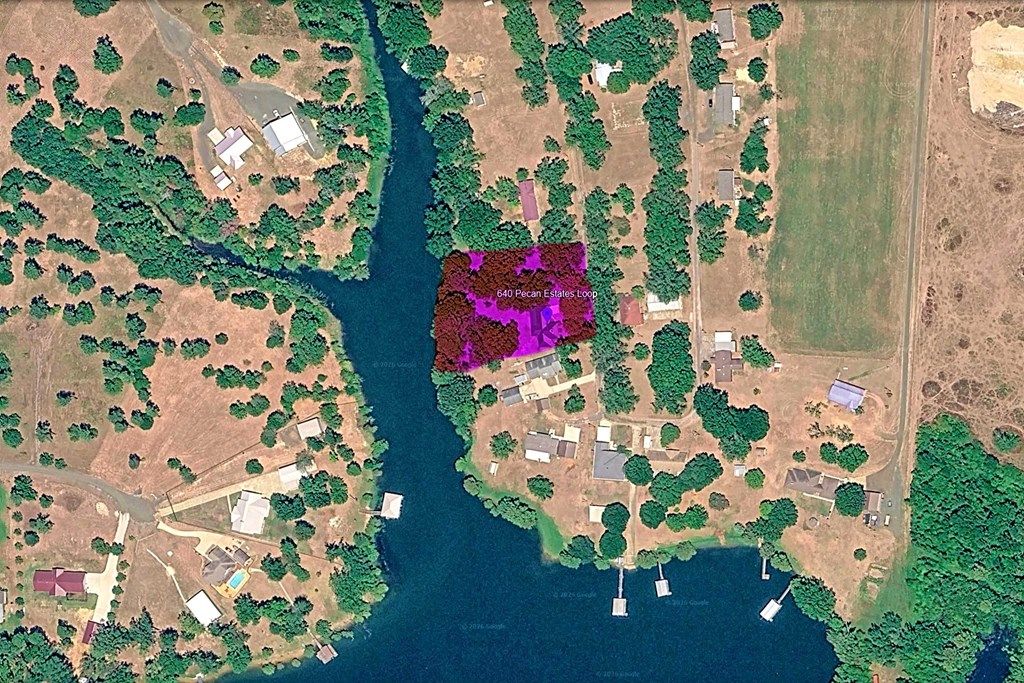 640 Pecan Estates Loop, Hemphill, TX - View 2