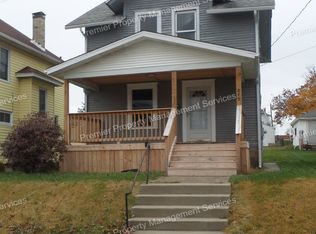 1049 Adams St, New Castle, PA 16101