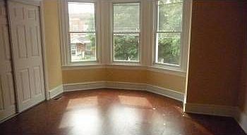 5th image of 4626 Oakland St