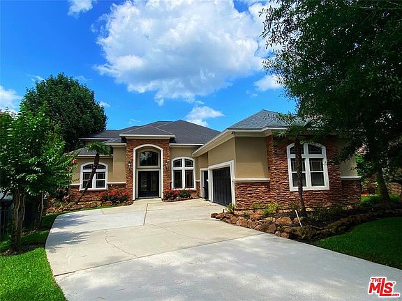 3rd image of 18702 E Cool Breeze Ln