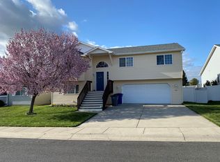 727 E Joshua Dr, Medical Lake, WA 99022