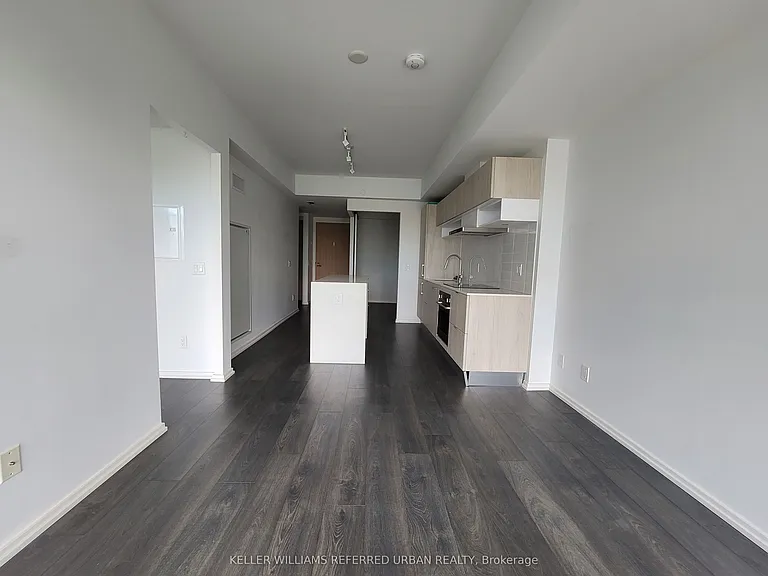 8 Hillsdale Ave E #635 — Photo 2