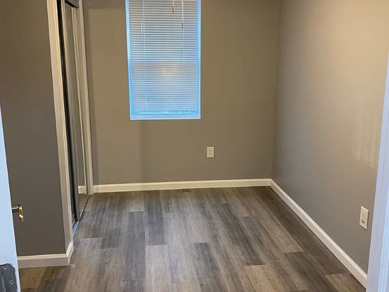 6 S Franklintown Rd #2C — Photo 6
