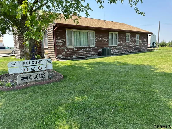 57960 715th Rd, Jansen, NE 68377