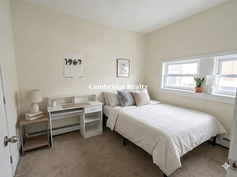 58 Medford St #2T — Photo 6