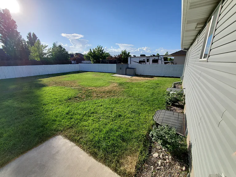 648 S Holladay Dr — Photo 10
