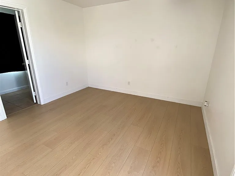 2266 Smokey Sky Dr — Photo 28