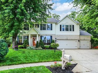 9545 Grove Cir, Fishers, IN 46037