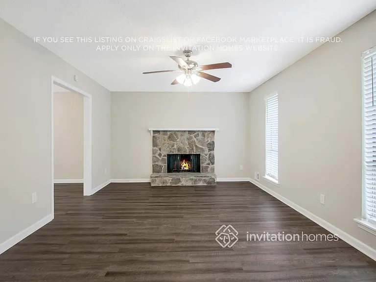 4421 Blackbirch Ln — Photo 3