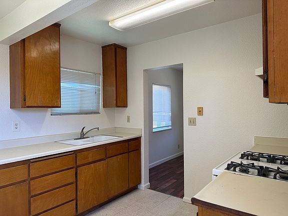 5th image of 510 S Thornburg St APT E