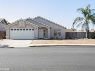 2108 College Dr, Delano, CA 93215