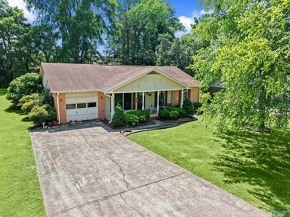 4th image of 10320 Long Meadow Rd