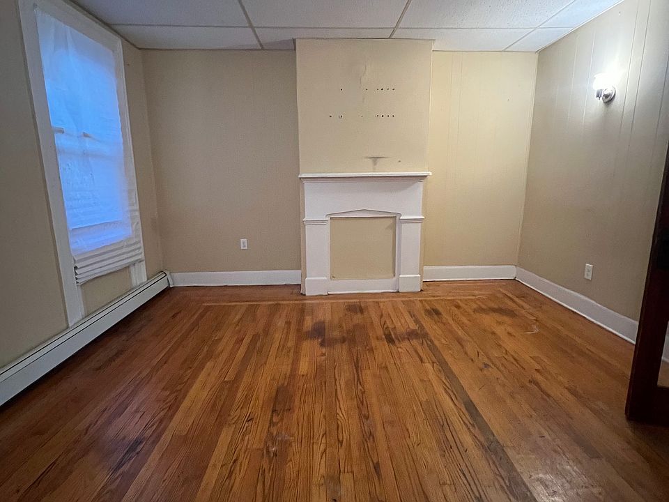 1st image of 728 5th Ave APT 2