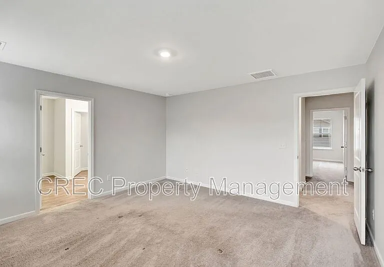 575 Wayton Cir — Photo 14