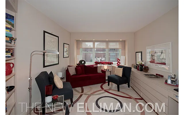 Sold by Douglas Elliman | media 22