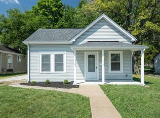2107 N 5th St, Saint Charles, MO 63301