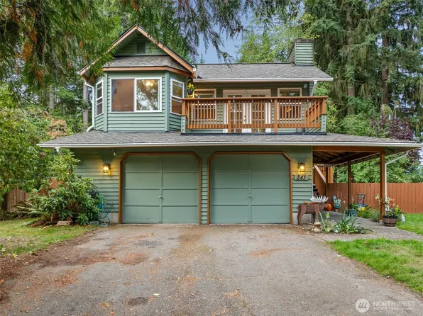 241 NE Watson Court, Bremerton, WA 98311
