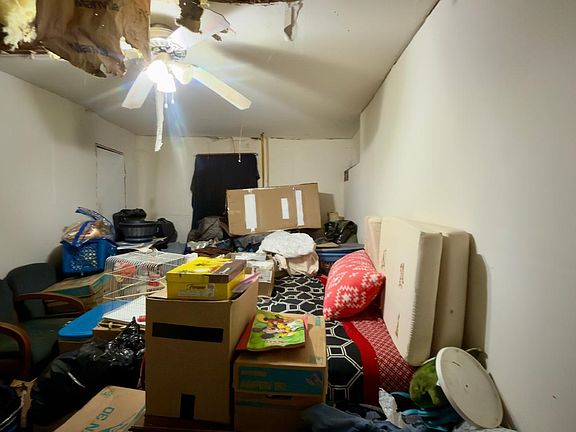 2nd image of 2806 Tinaja St
