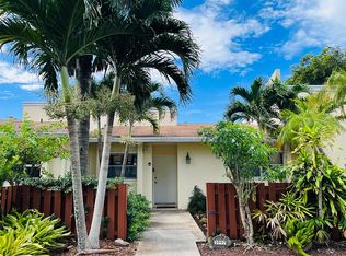 3997 Simms St, Hollywood, FL 33021