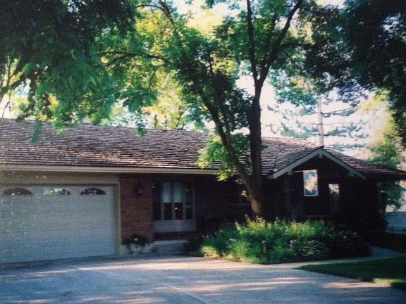 Front - Summer view