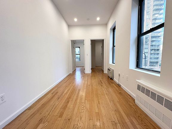 2nd image of 238 E 58th St #6F