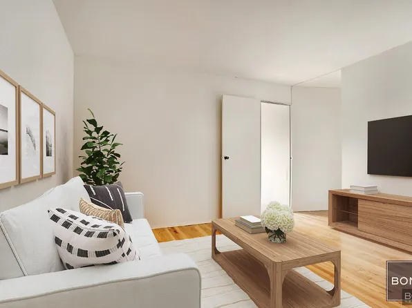230 East 30th Street 6D image 2 of 8